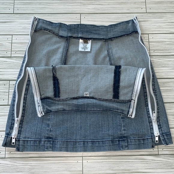 CARMAR Denim Mini Zipper Skirt - Picture 3 of 8